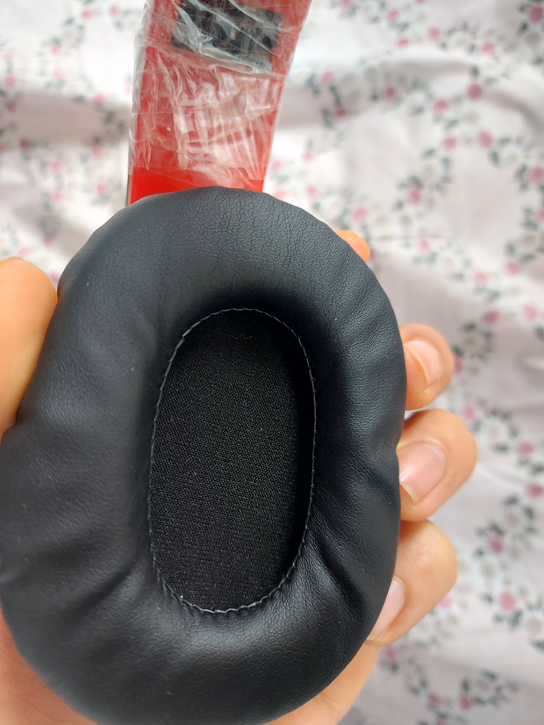Free Miniso Headphones - photo 3