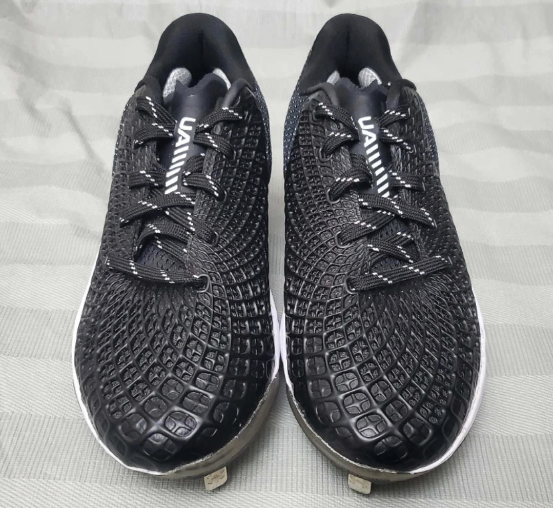 New Under armour womens glyde 2.0 mt cleats sz 6.5 - photo 2