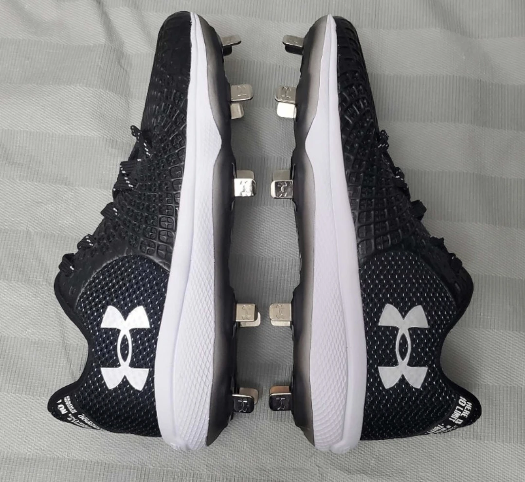 New Under armour womens glyde 2.0 mt cleats sz 6.5 - photo 4
