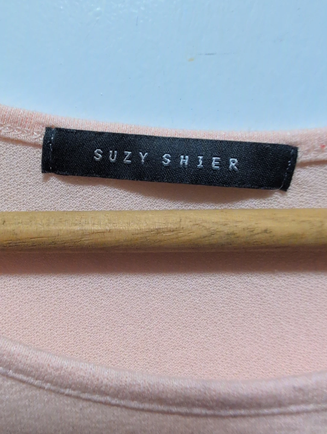 Suzy Shier Women's Light Pink Textured Sleeve Top - photo 5