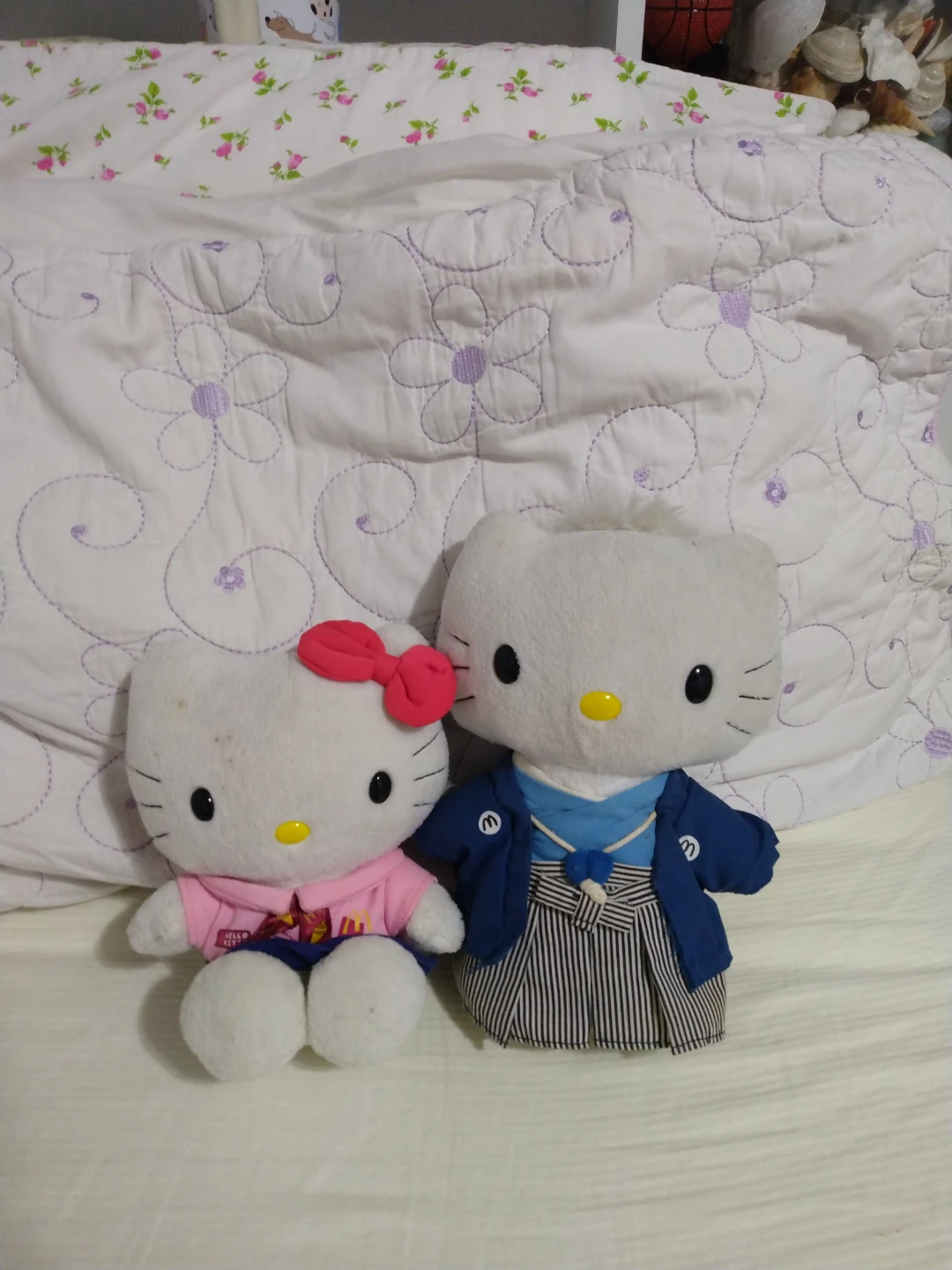 2000s Hello Kitty McDonald's Plush Toys - photo 2