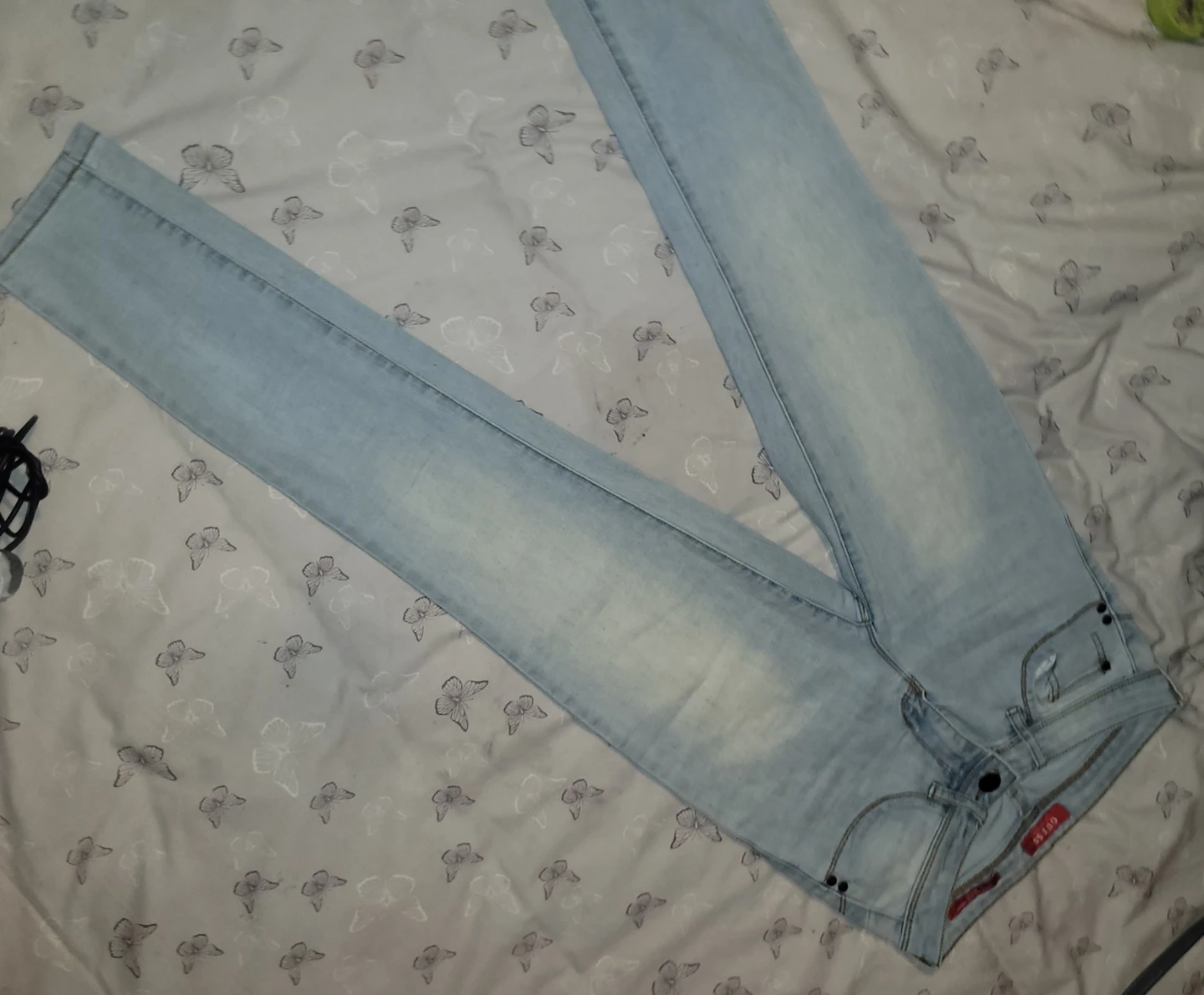 Guess Curvy Mid Rise Skinny Jeans Size 28/32 - photo 3