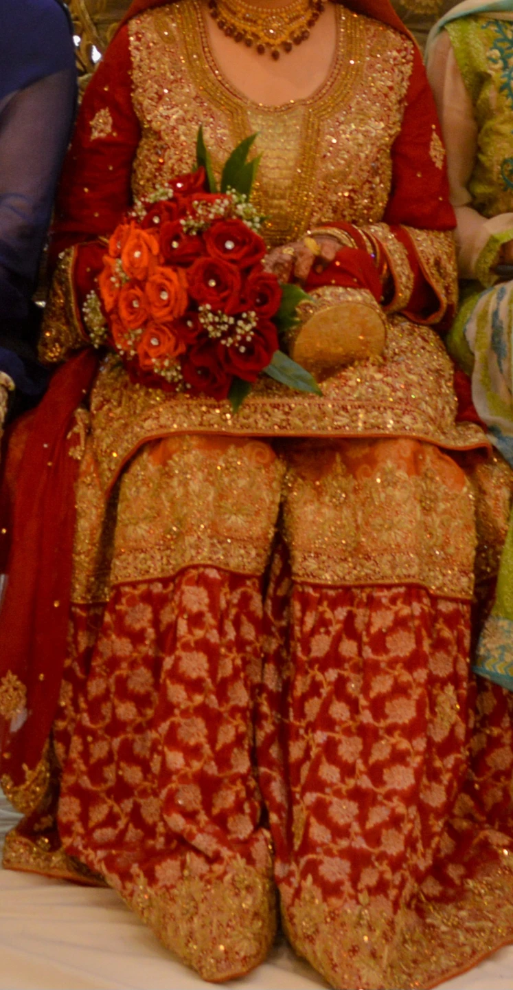 Pakistani Red and Gold Embellished Bridal Outfit - photo 3