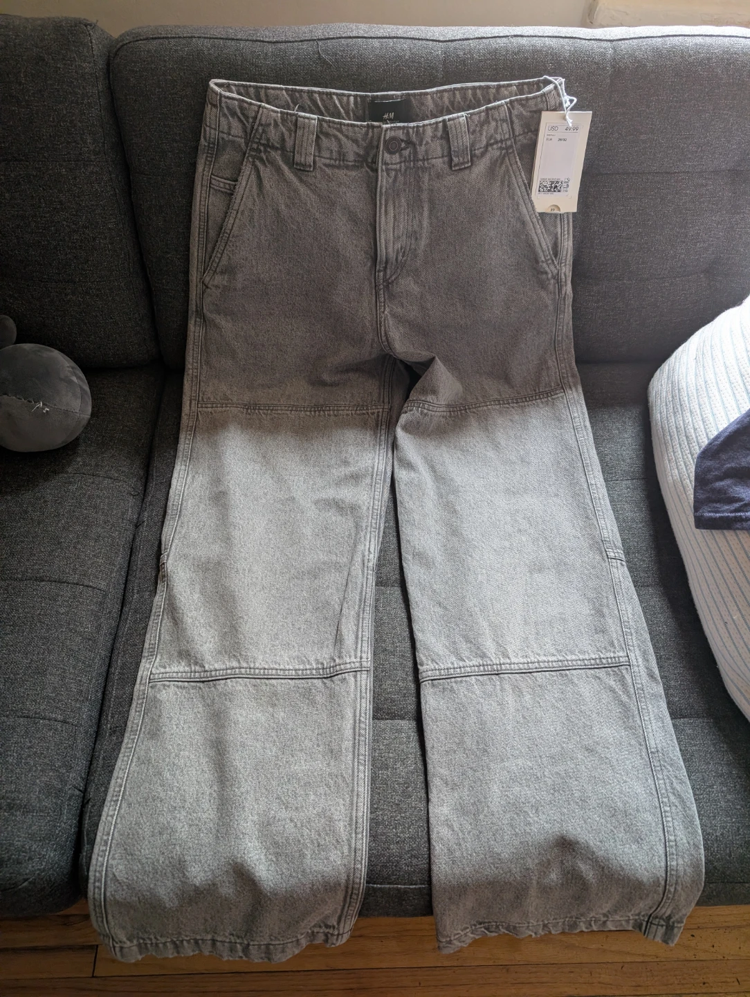 H&M Loose Straight Jeans Size 28/32 Grey