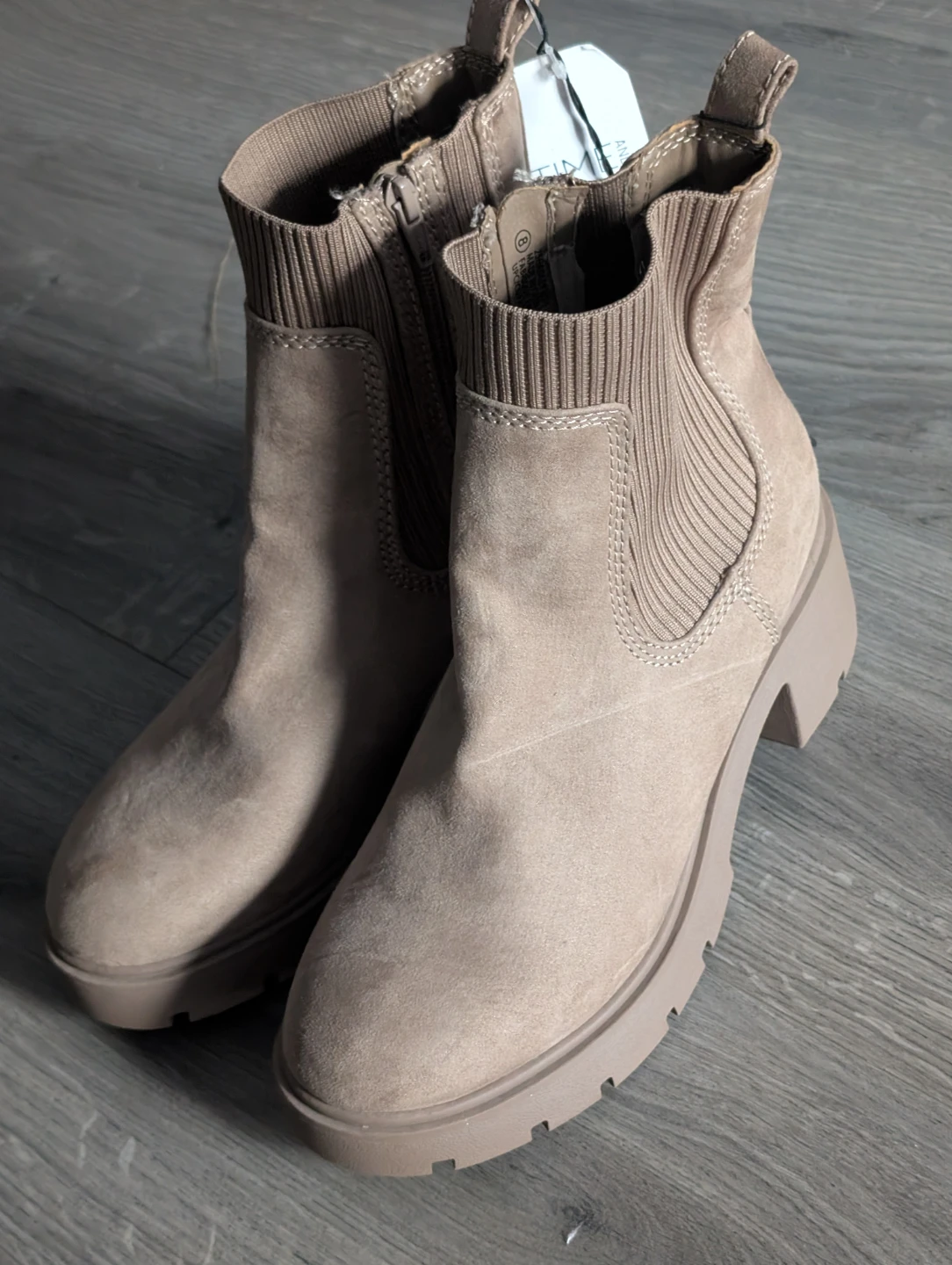 Time and Tru Women's Beige Suede Chelsea Boots Size 8