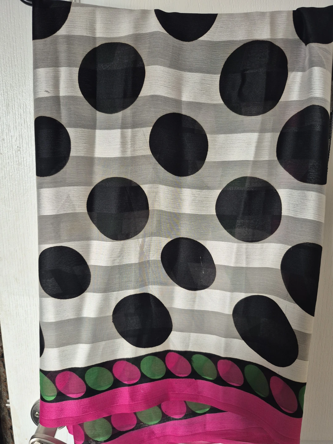 Polka Dot and Stripe Saree - photo 2