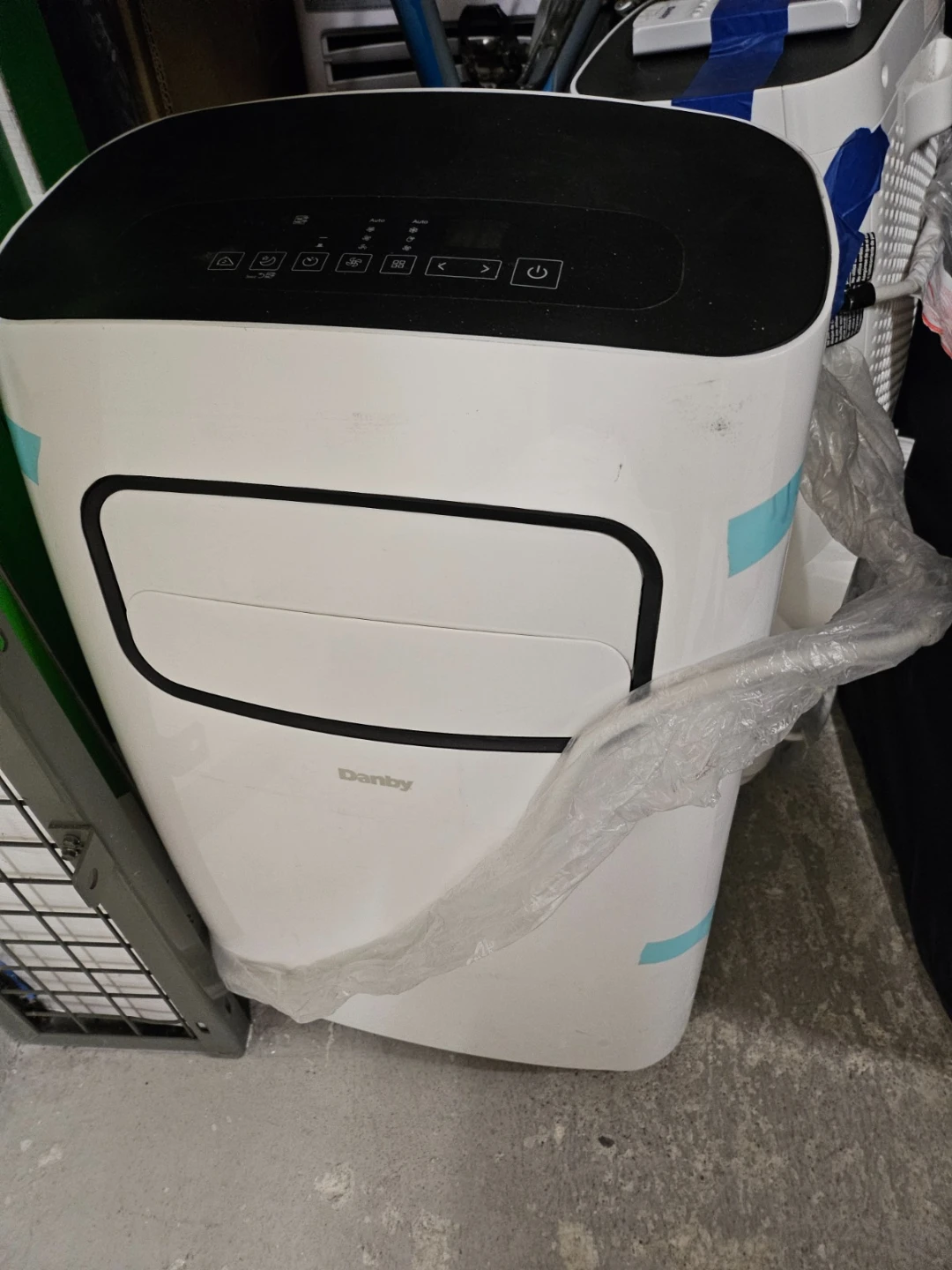 Danby / Frigidaire Portable Air Conditioner Unit