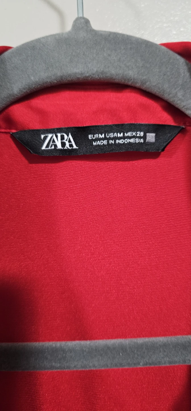 ZARA Red Satin Button-Up Shirt - EUR M - photo 2