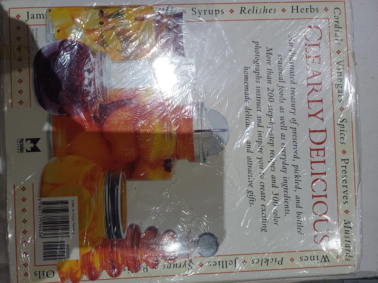 🌱 Clearly Delicious: A Guide to Preserving, Pickling & Bottling