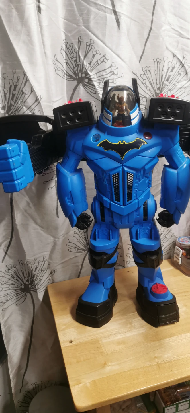 Batman Mech Suit Toy with Accessories - photo 5