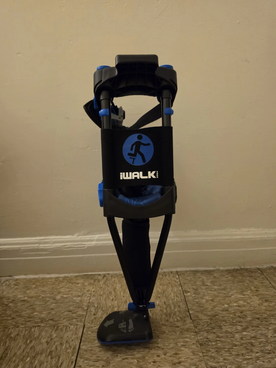 iWALK3.0 Hands Free Crutch - photo 2