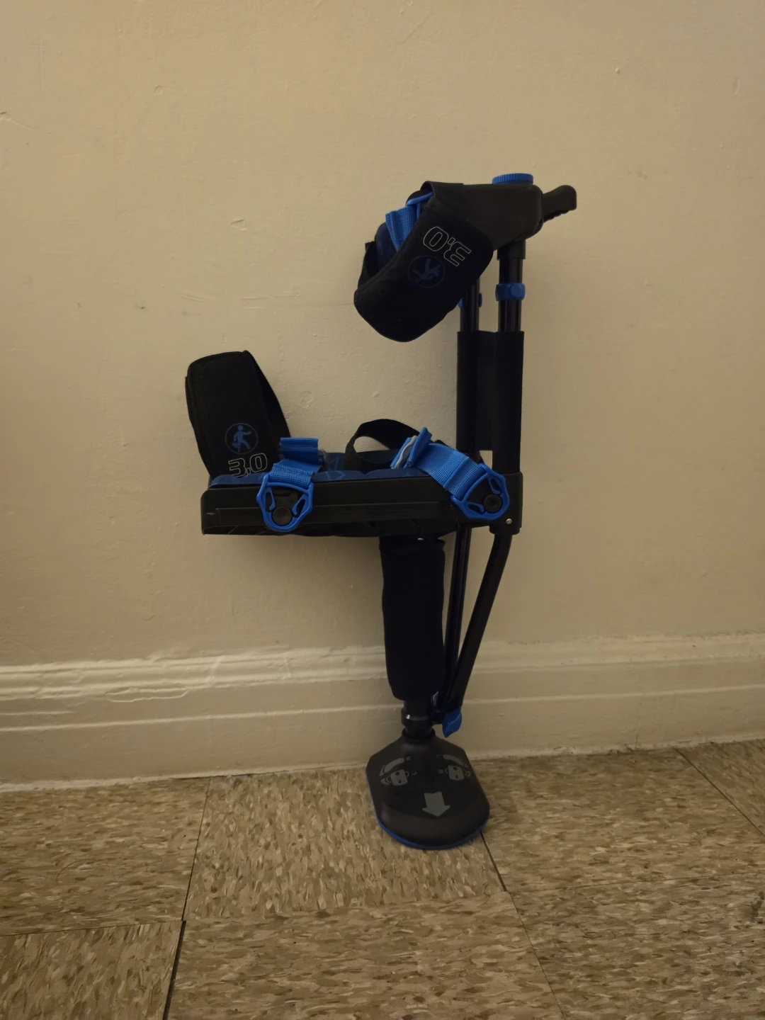 iWALK3.0 Hands Free Crutch - photo 3