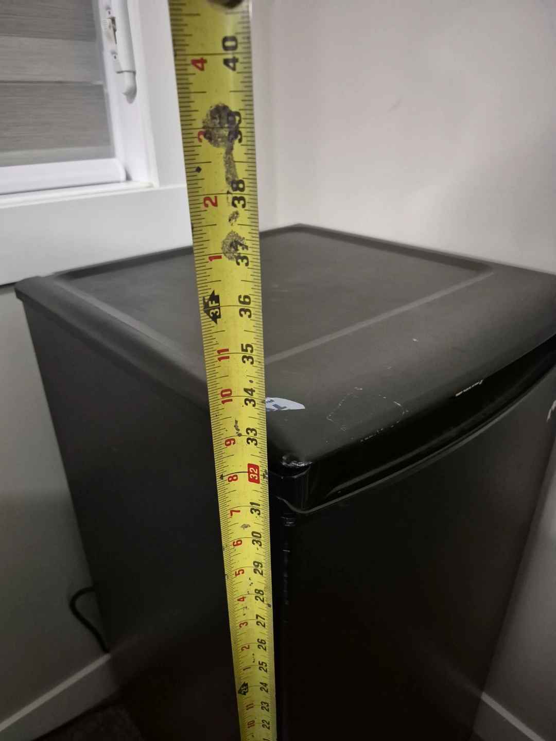 Danby Mini Fridge - photo 5
