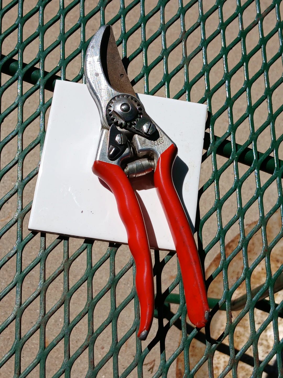 Felco 2 Pruning Shears