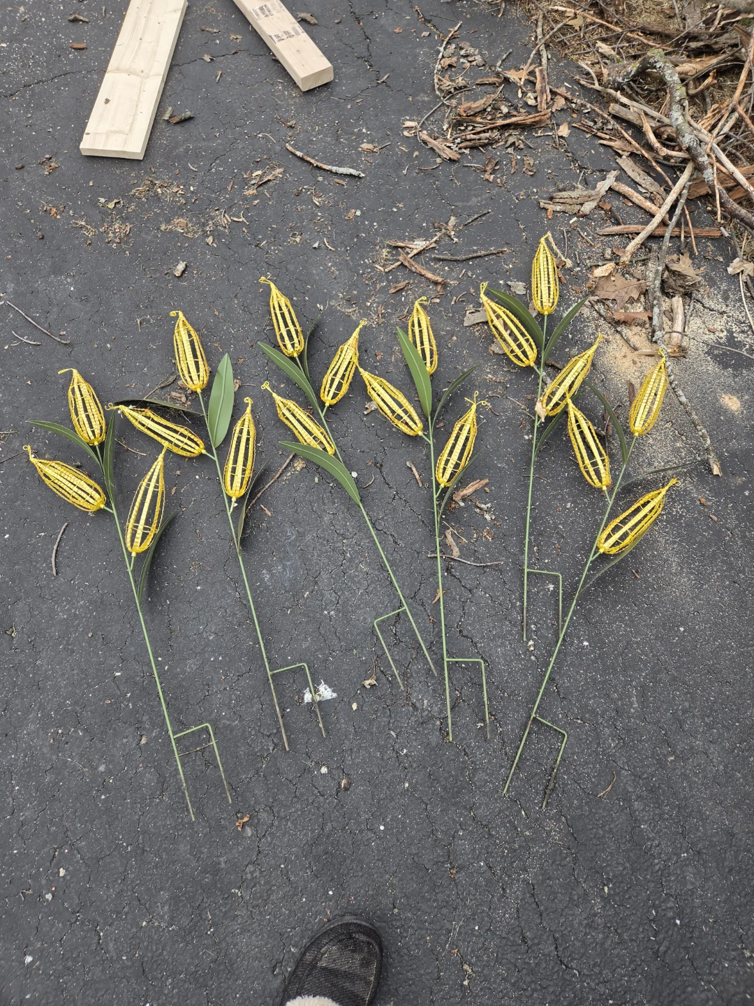 Set of 6 Metal Corn Stalk Decorations