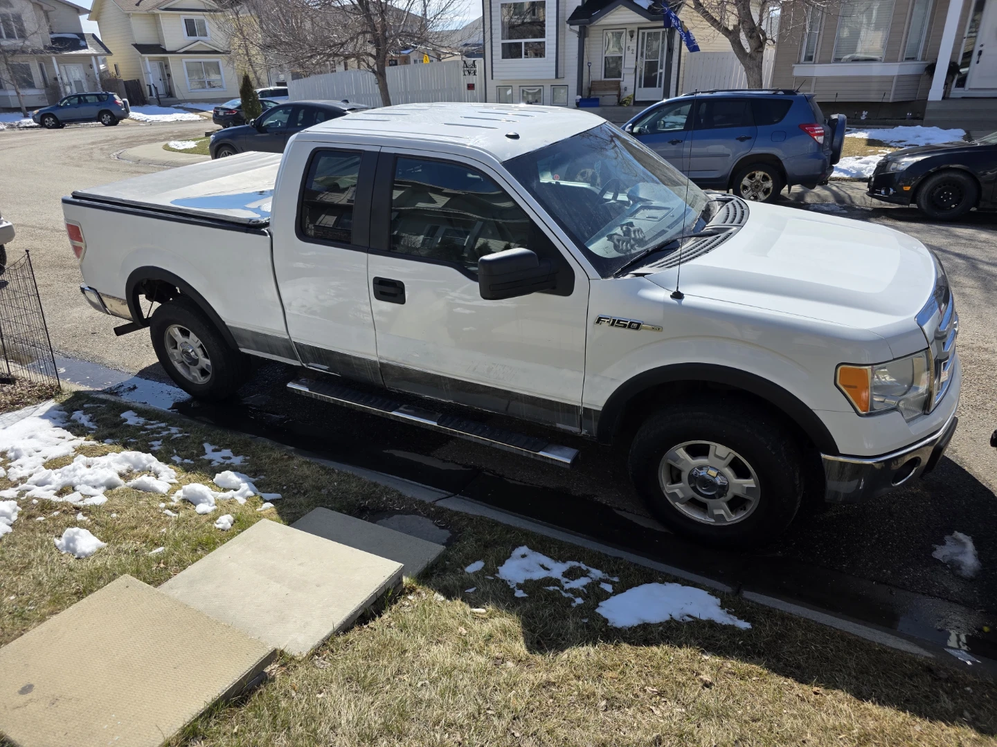 White Ford F-150 - photo 3