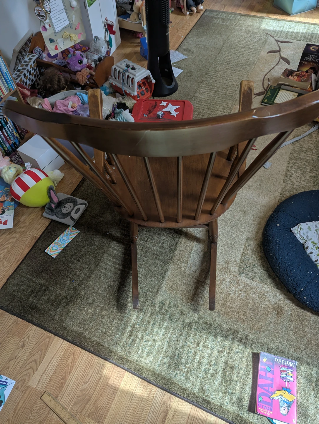 Wooden Rocking Chair - photo 4