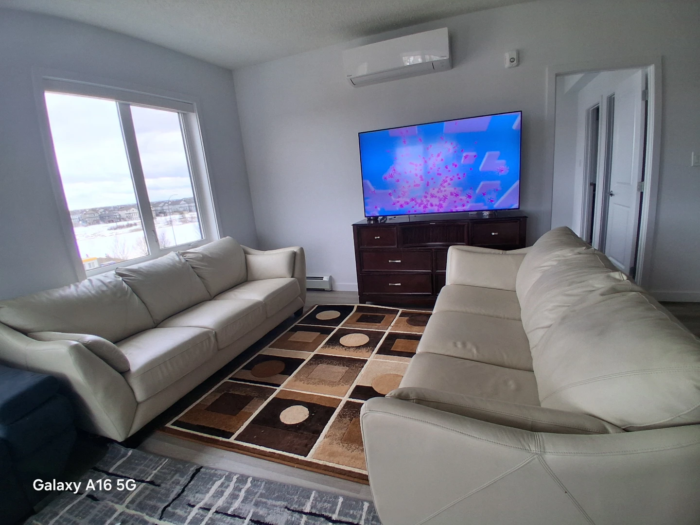 Cream Leather Sofa - photo 3