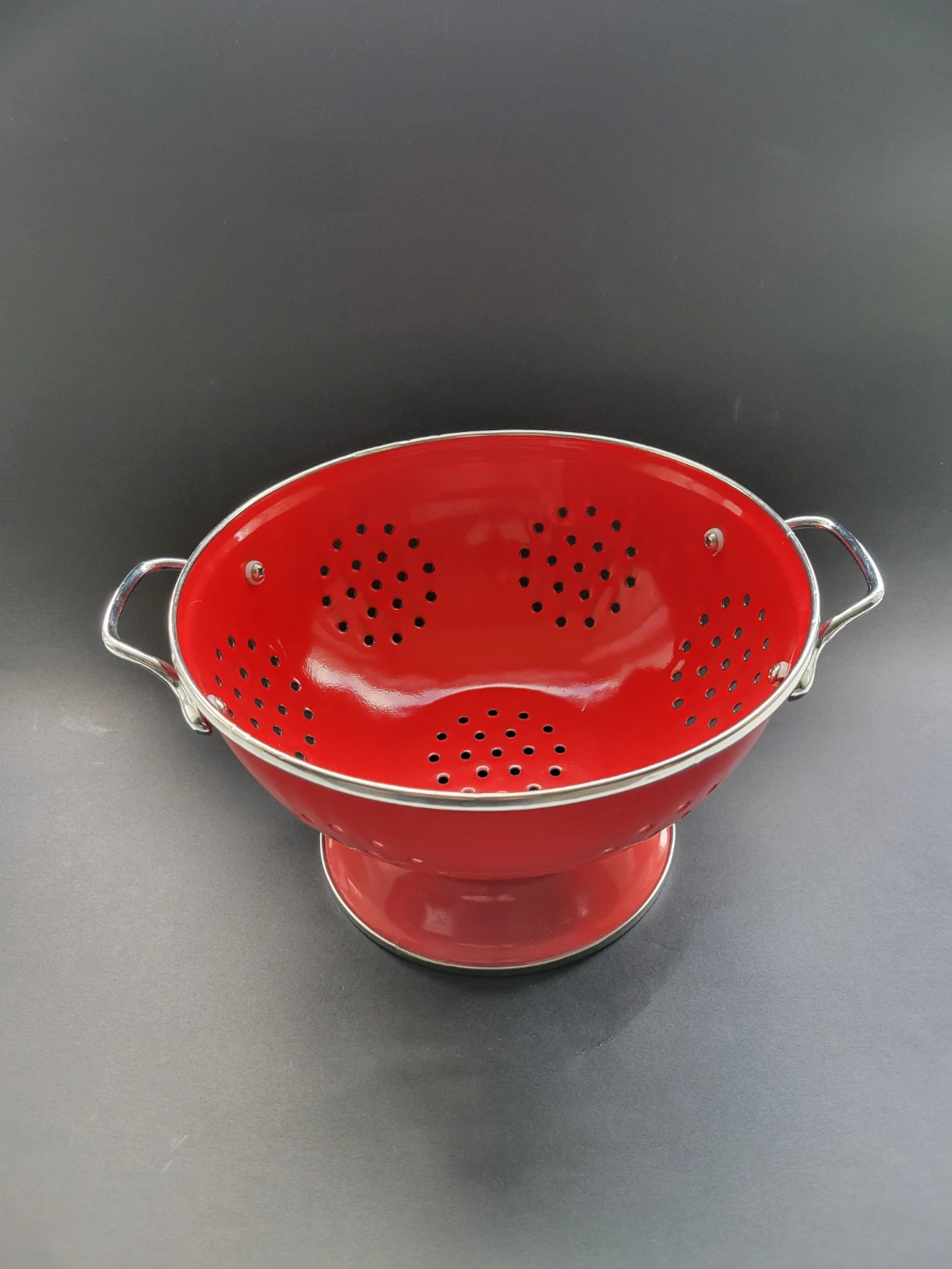 Red Enamel Kitchen Colander - photo 3