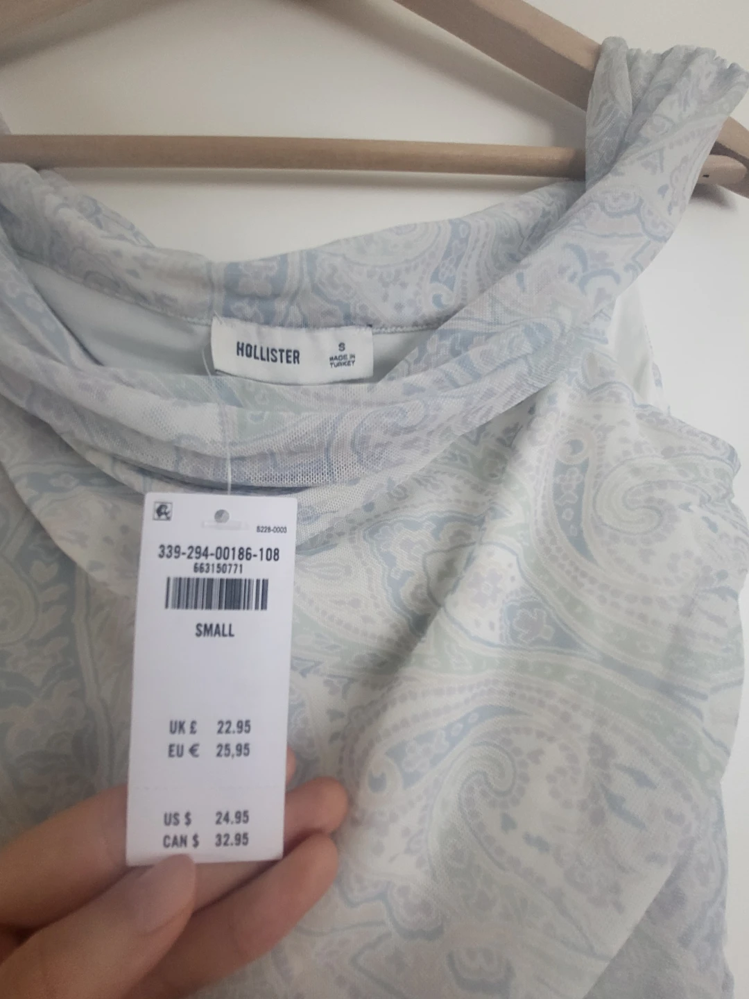 Hollister Paisley Print Rushed Top - Small - photo 2