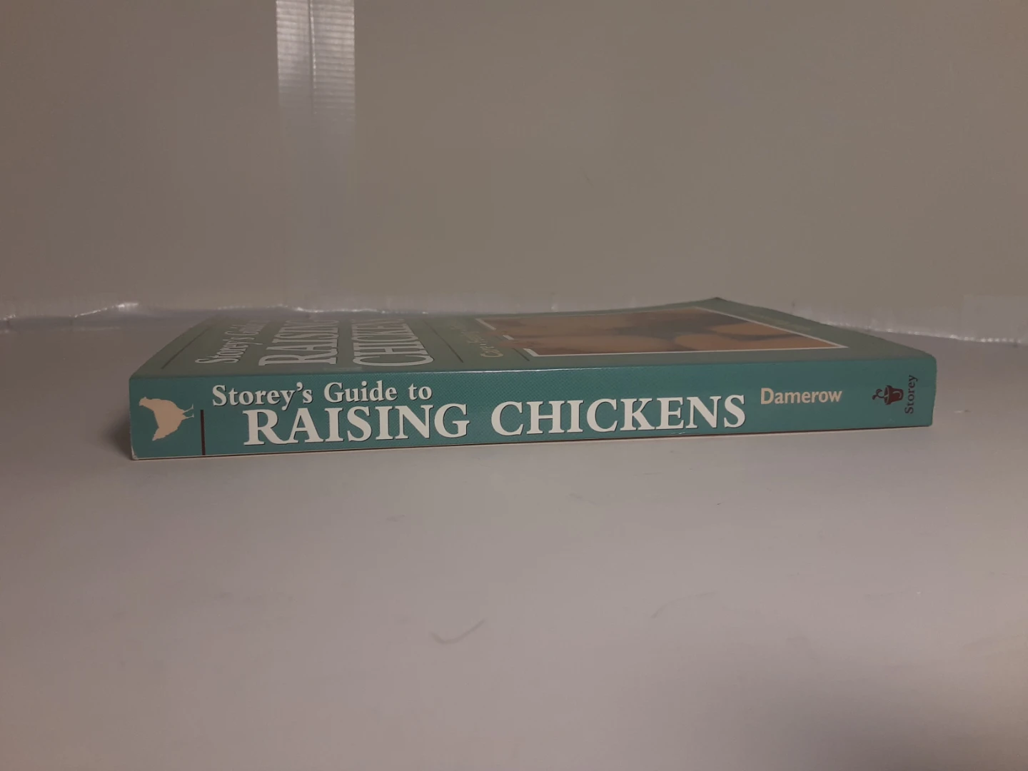 Storey's Guide to Raising Chickens - photo 2