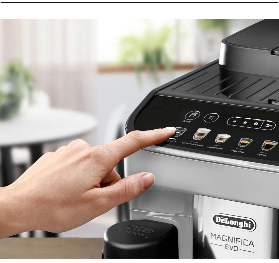 DeLonghi Magnifica EVO Automatic Coffee Machine - photo 3