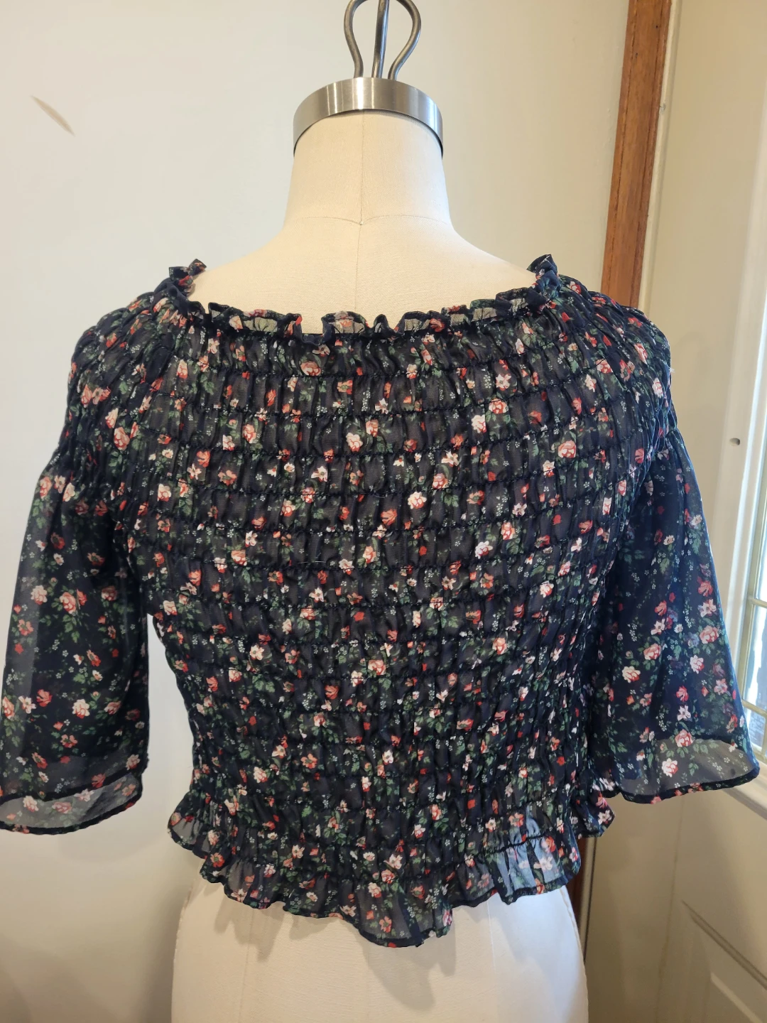 Women's med  top - photo 3