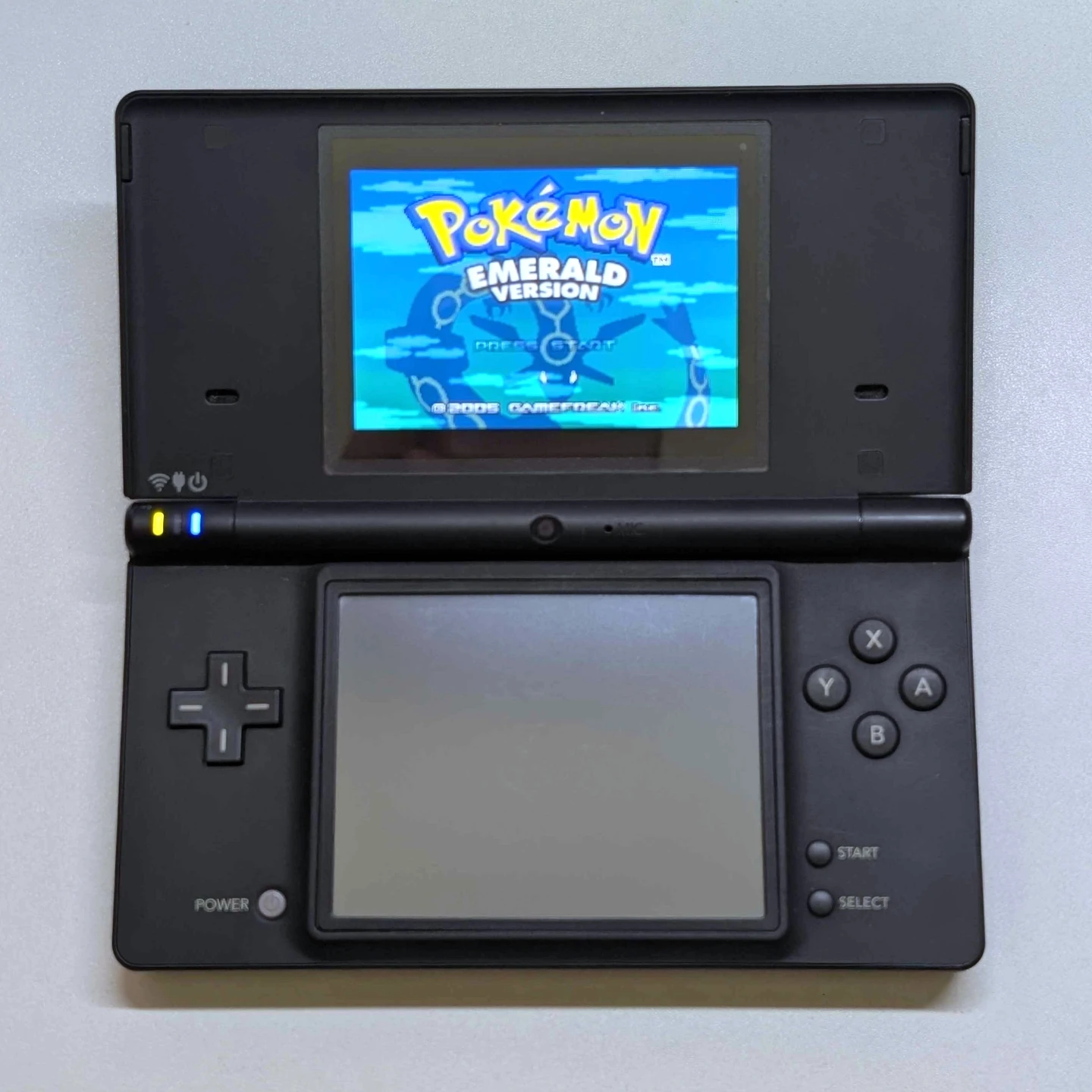 Nintendo DSi & Installed Games - photo 2