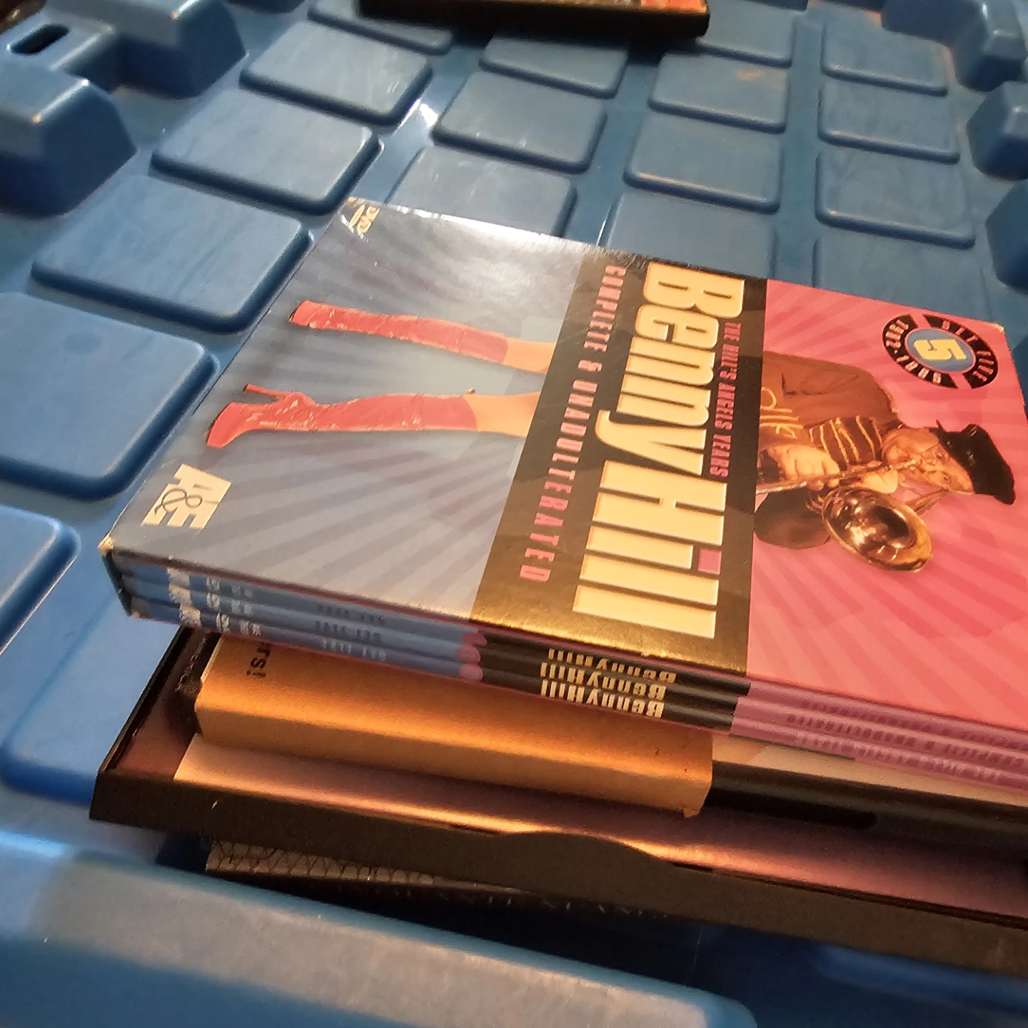 Cobra Kai Seasons 1&2 DVD Set - photo 2