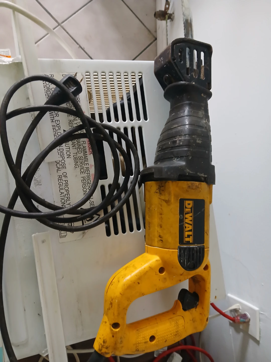Dewalt saw saw working good