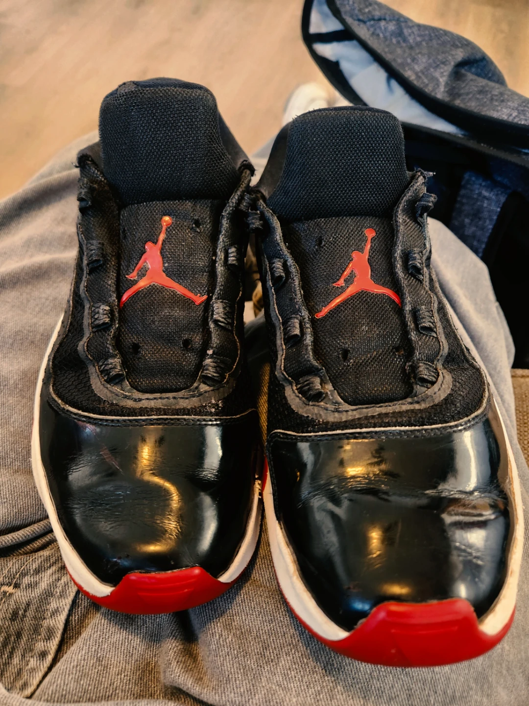 Jordan 11 BRED lows men's 9.5