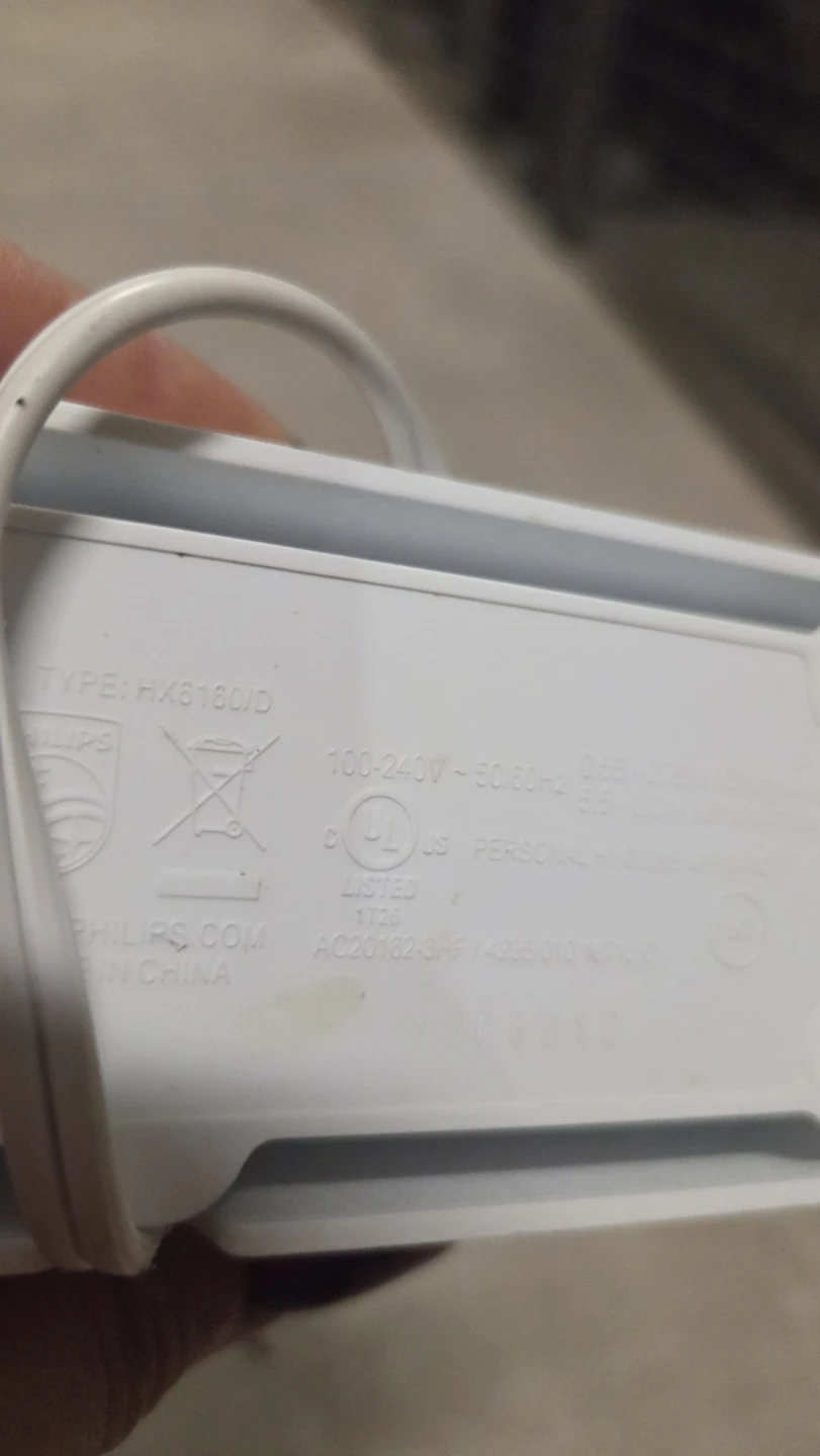 Philips Sonicare HX8160/D Power Flosser Charger Base - photo 2