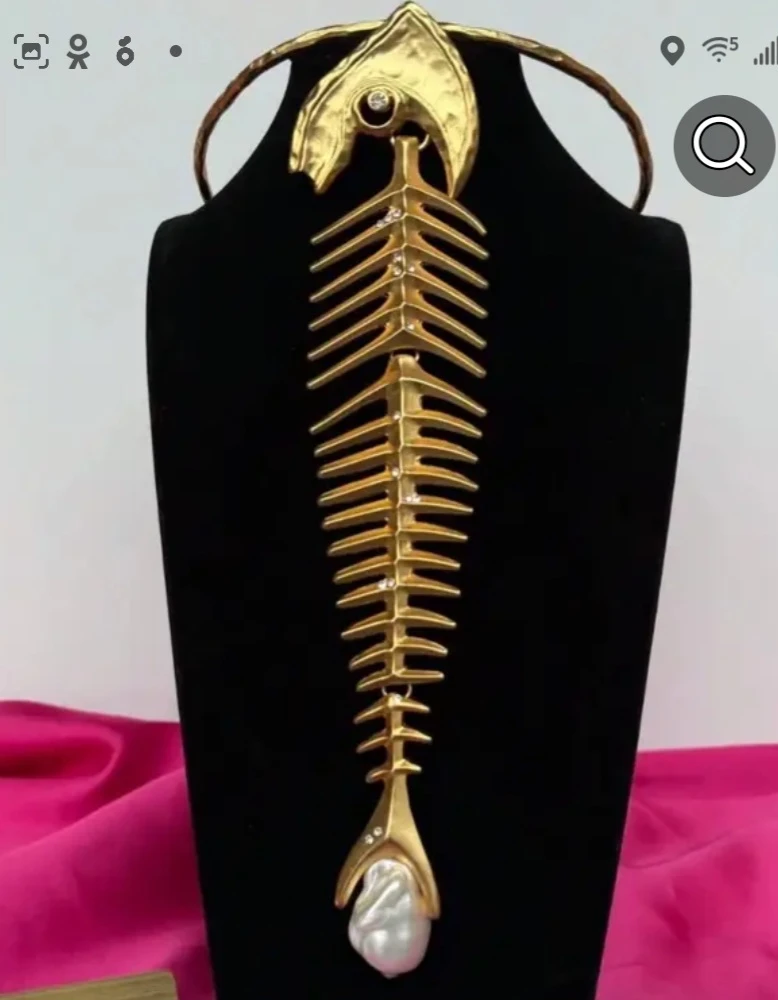 Gold Fishbone Necklace with Pearl