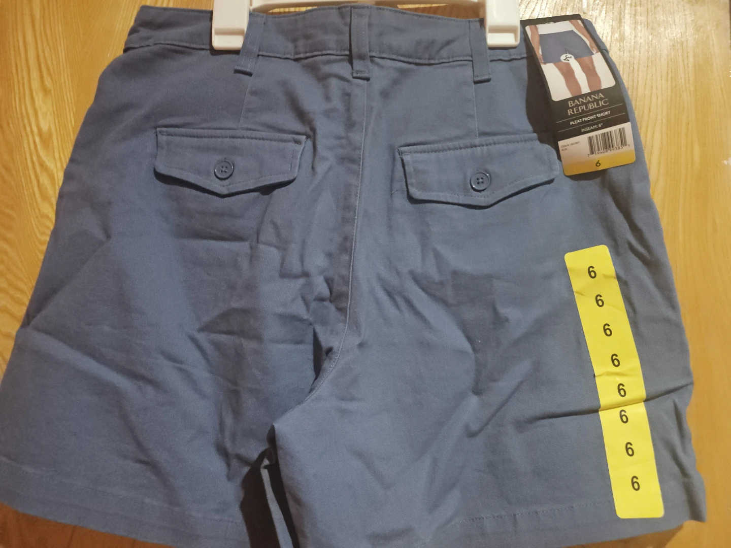 Banana Republic Pleat Front Shorts - Blue - Size 6 - photo 3