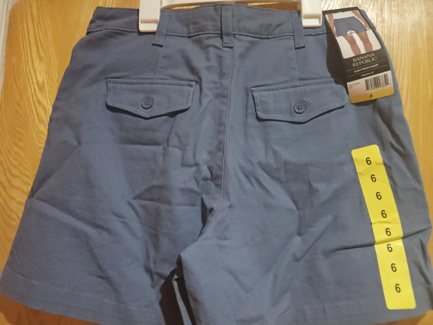 Banana Republic Pleat Front Shorts - Blue - Size 6 - photo 4