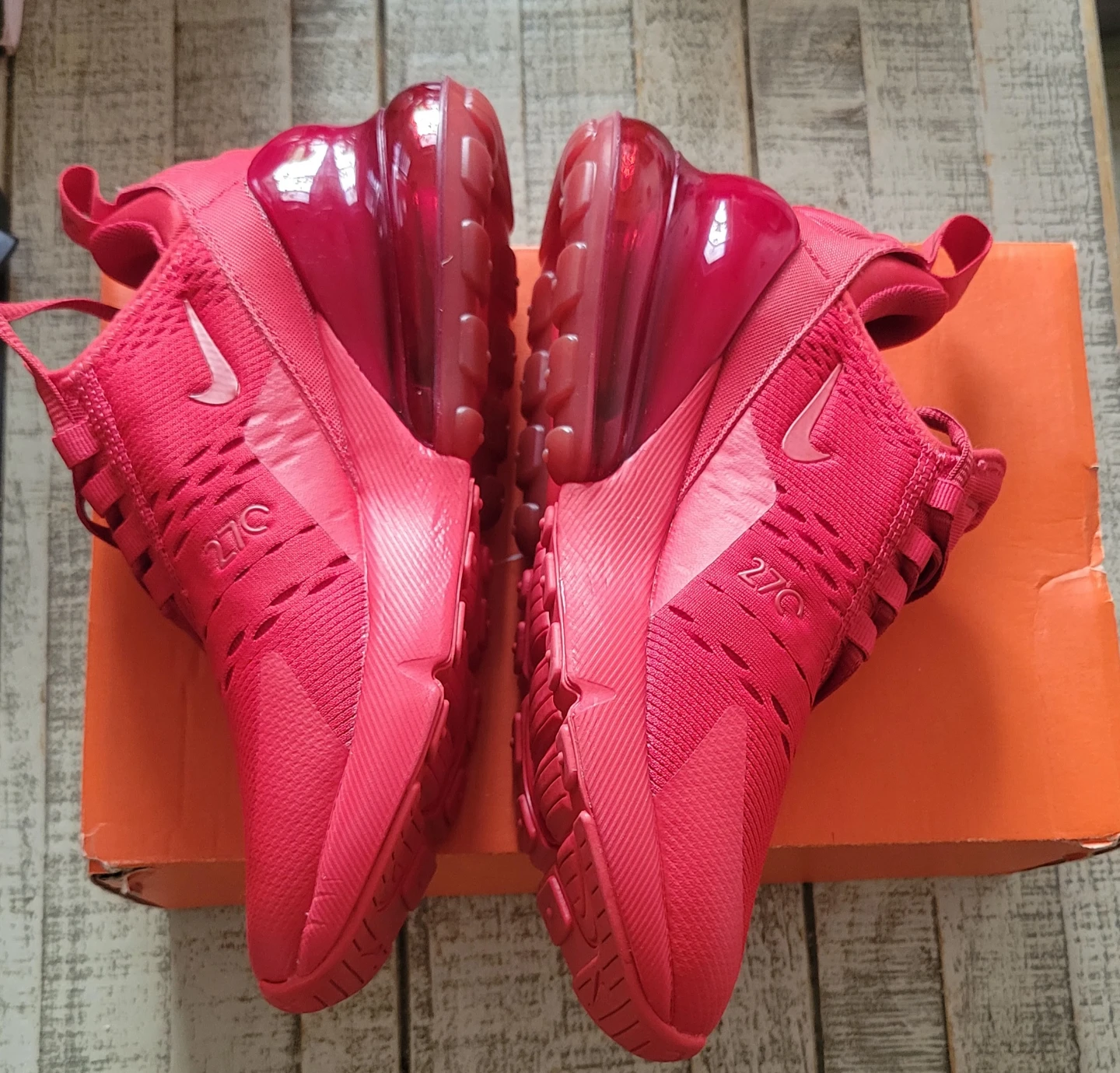 Nike Air Max 270 Youth Red Shoes Size 4Y