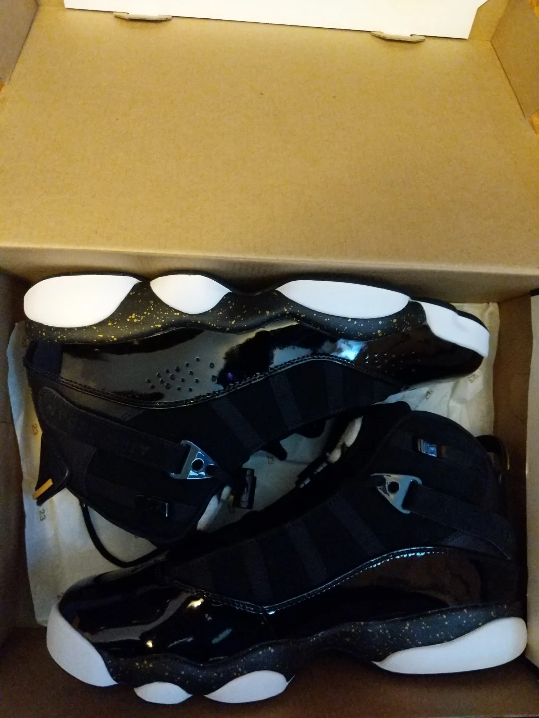Jordan 6 Rings Black/White Sneakers