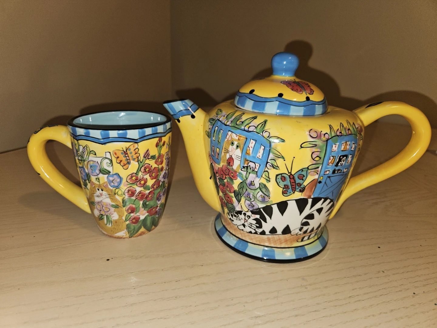 Catzilla tea pot and mug set