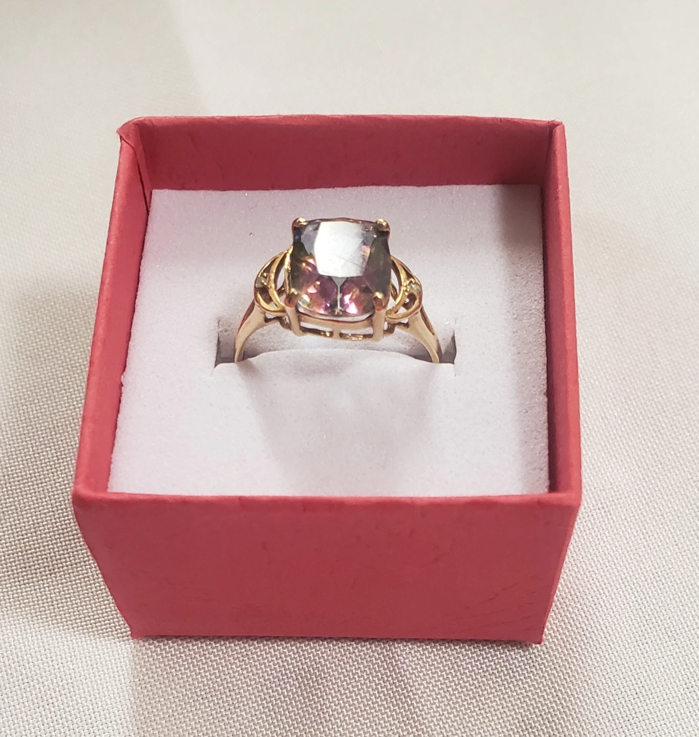 Like New 10K Real Gold Mistic Topaz Ring - photo 3
