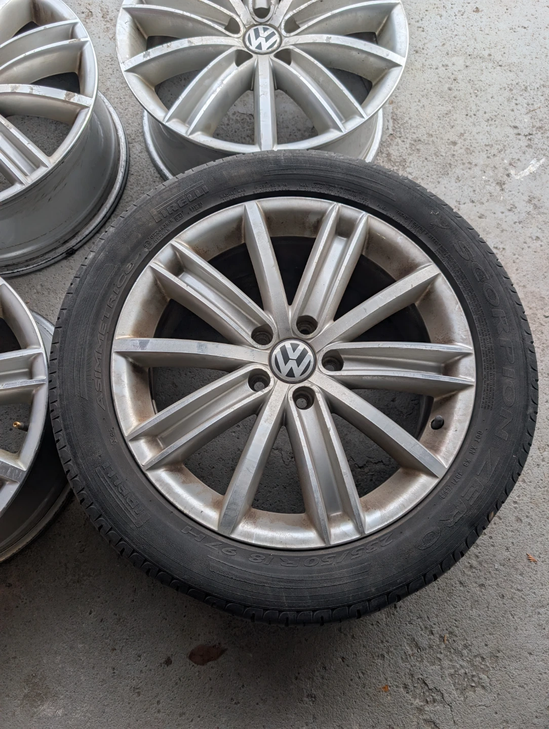 Set of 4 Volkswagen Alloy Wheels Rims 235/50R18 Tires - photo 2