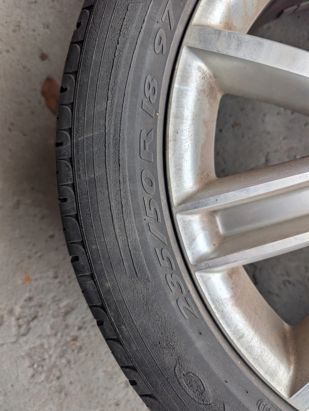Set of 4 Volkswagen Alloy Wheels Rims 235/50R18 Tires - photo 3