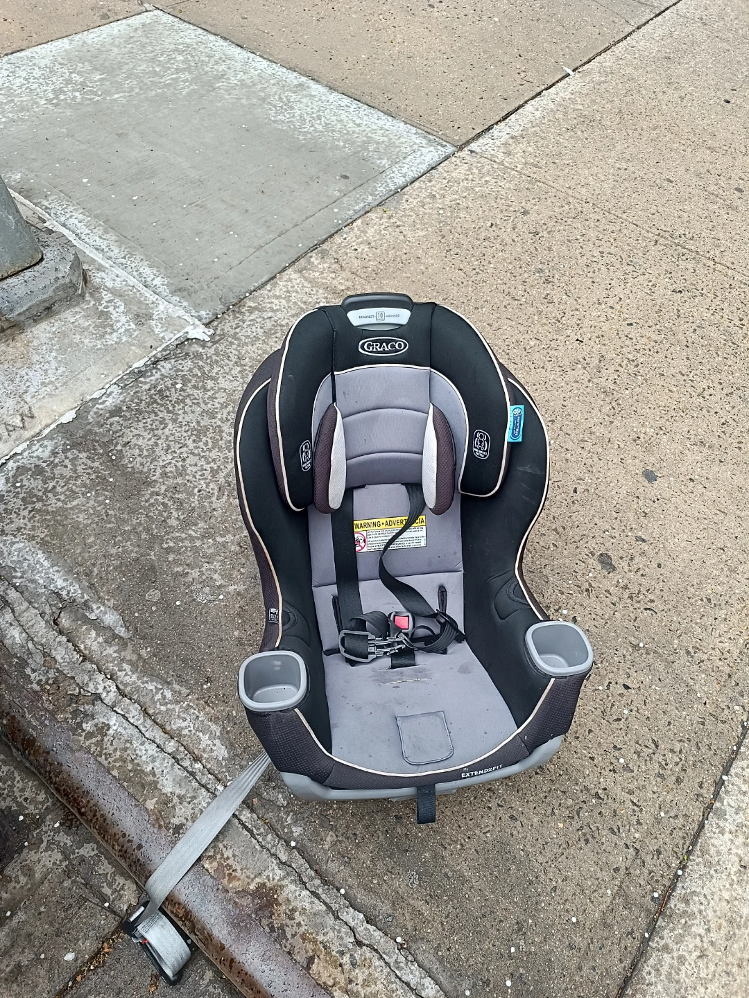 Graco Extend2Fit Convertible Car Seat - photo 2