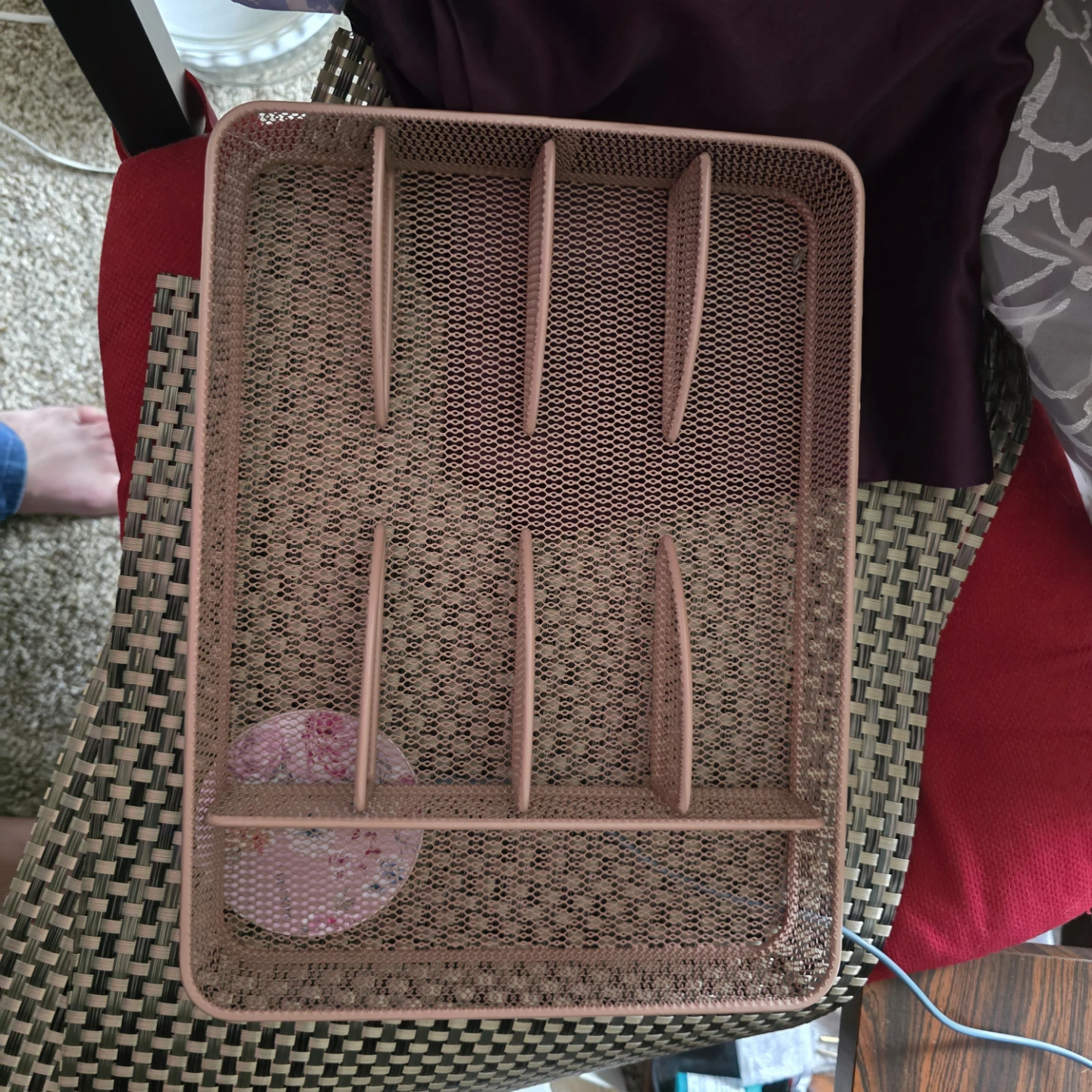 Pink Mesh Cutlery Organizer Tray