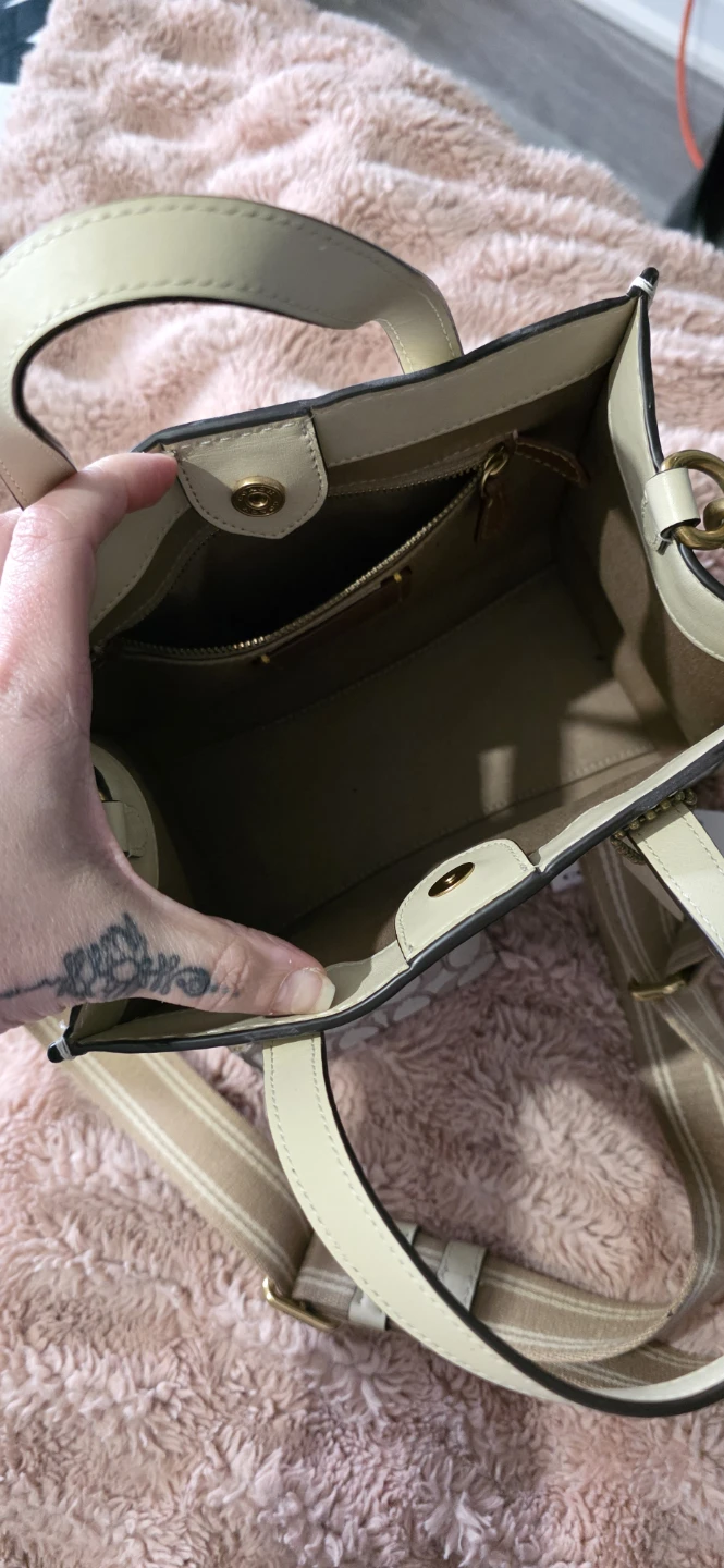 Coach Signature Canvas Bucket Bag with Card Holder - photo 2