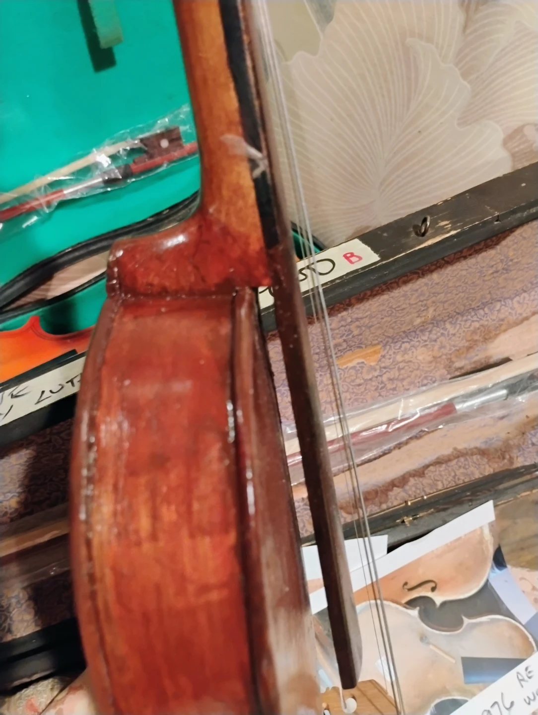 Vintage musical instruments - photo 4