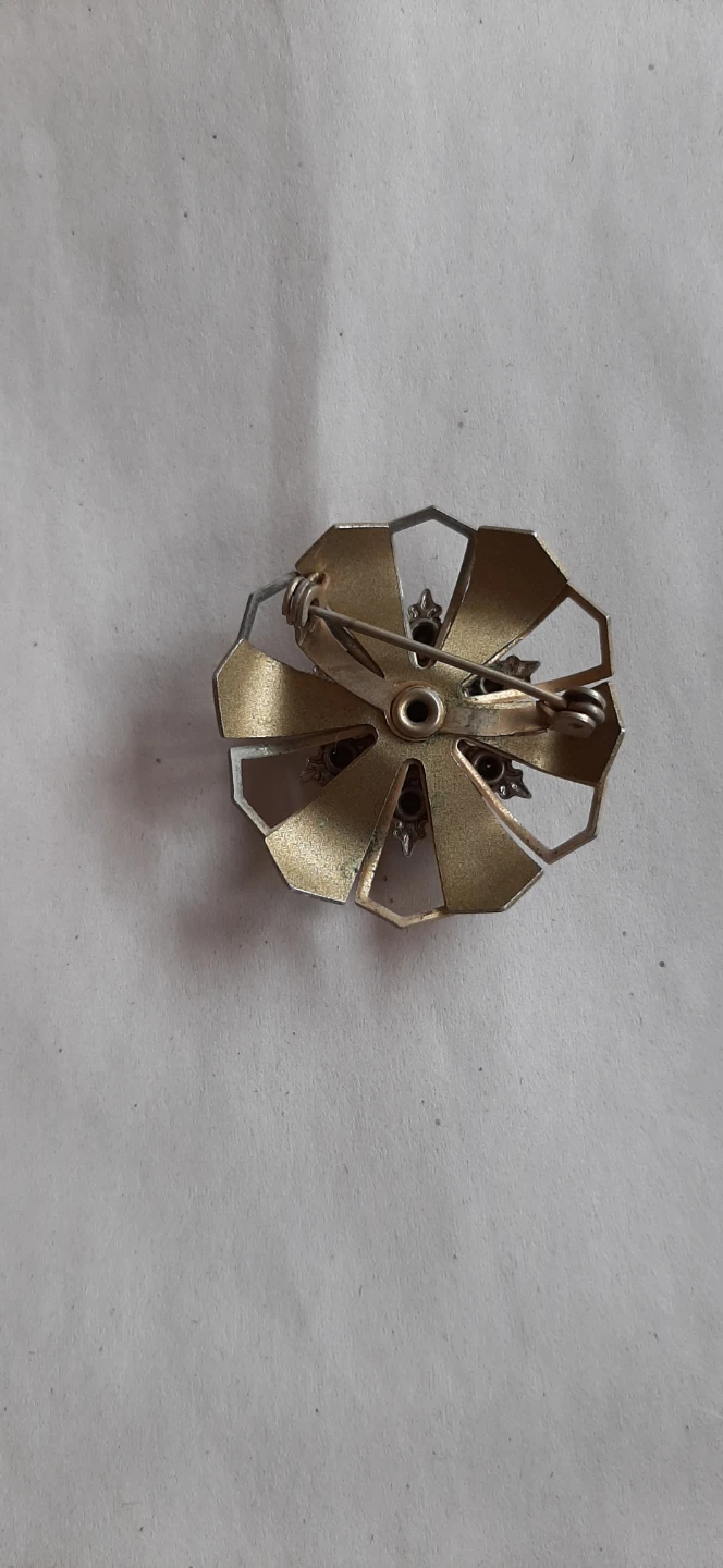 Vintage Floral Brooch with Rhinestones - photo 3