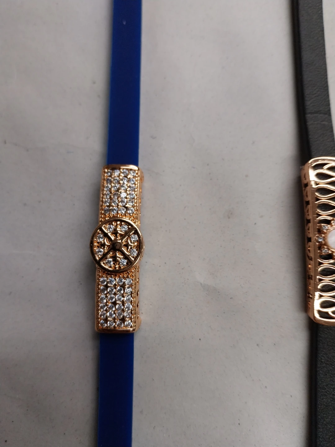 Set of 3 Fashion Bracelets - photo 2
