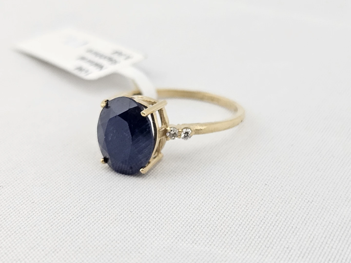 10k Gold Solitaire Ring with 3.5ct Natural Sapphire - photo 4