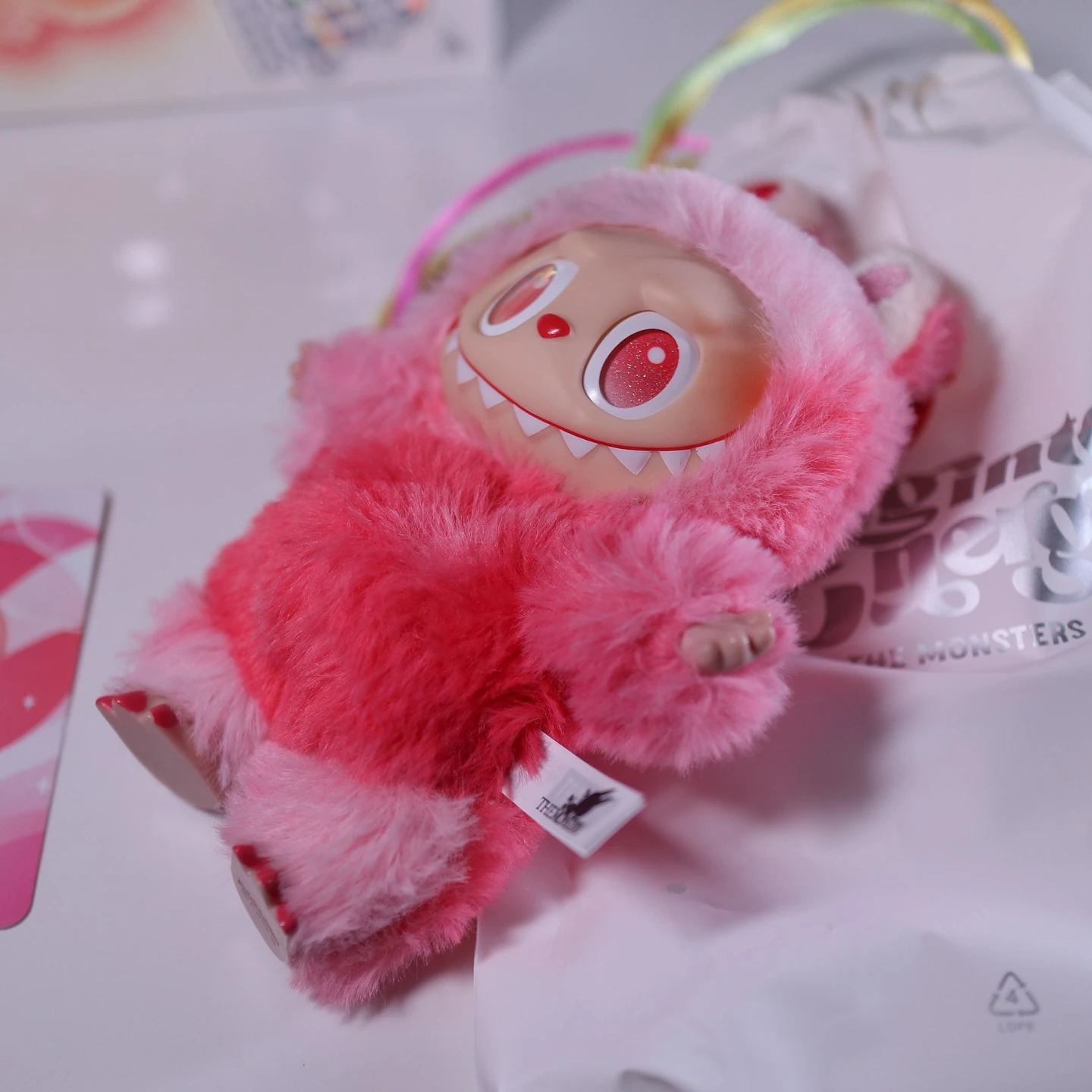 Labubu Big Into Energy Series - Love - photo 2