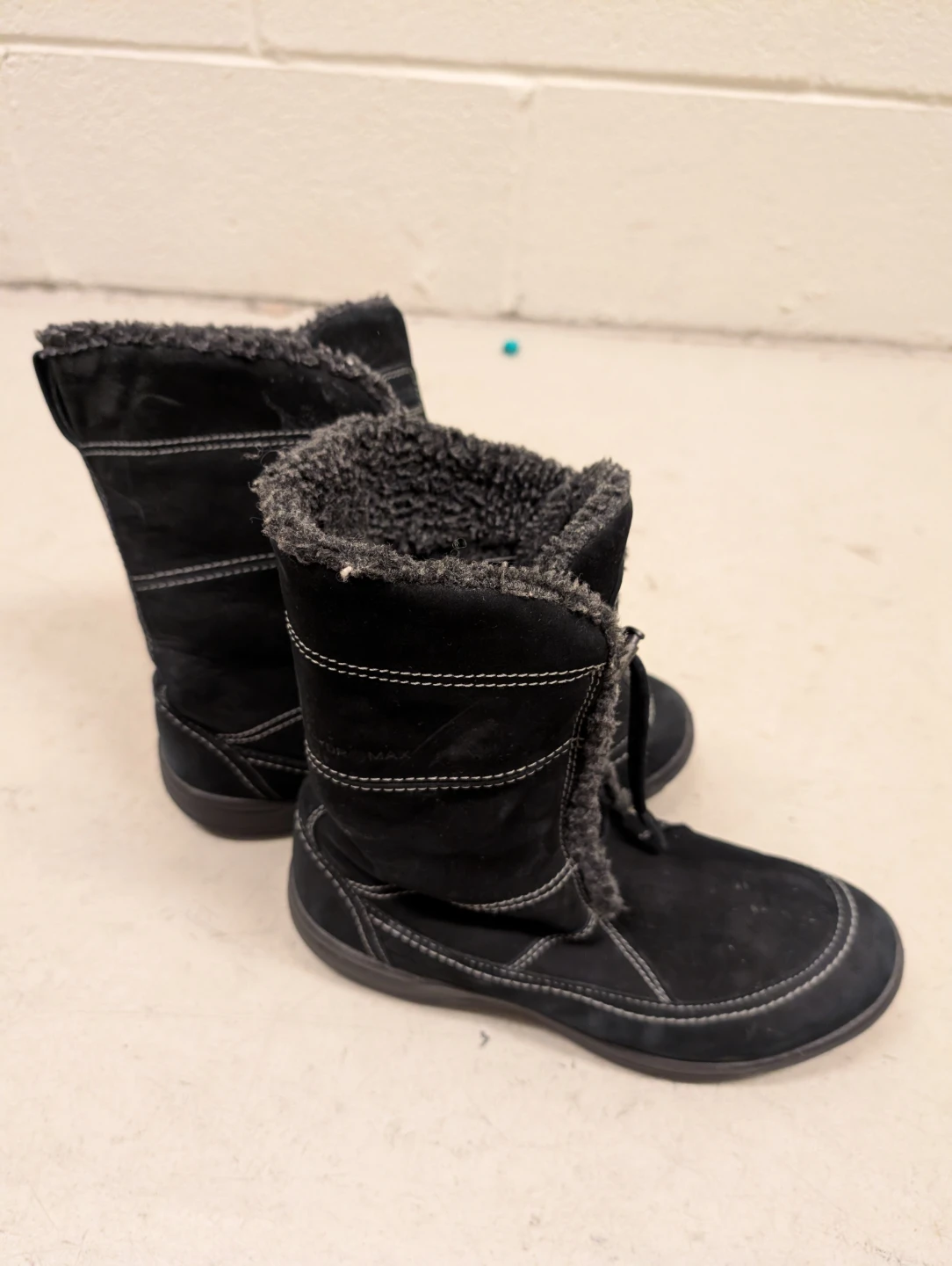 Ecco Black Suede Fur Lined Winter Boots - Women's Size 8-8.5 - photo 5